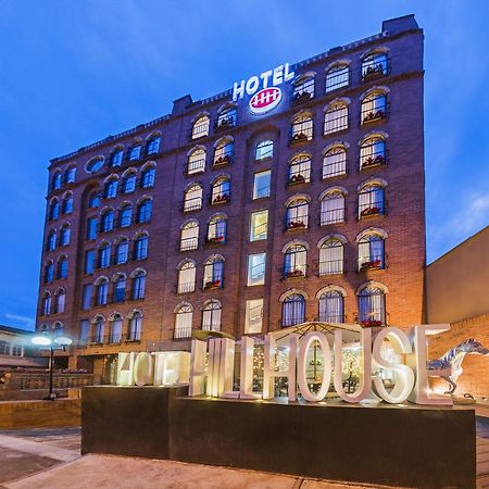 Hotel Hill House Usaquen Bogota Bagian luar foto