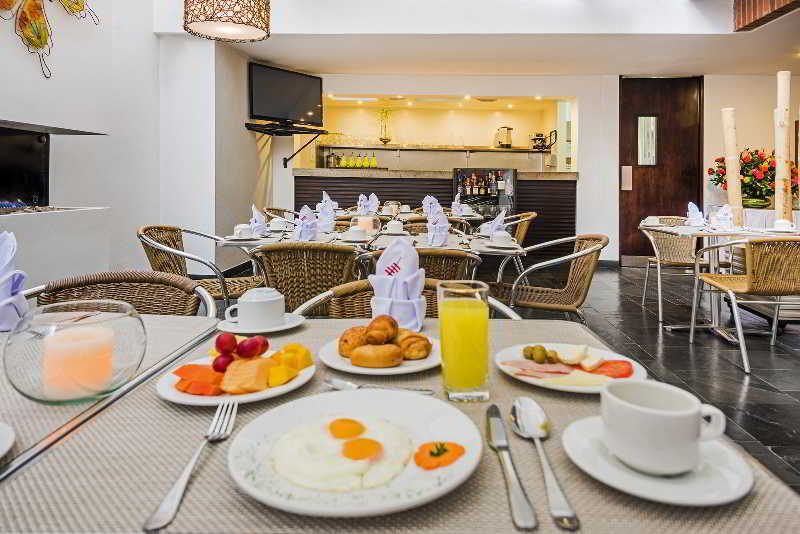 Hotel Hill House Usaquen Bogota Bagian luar foto