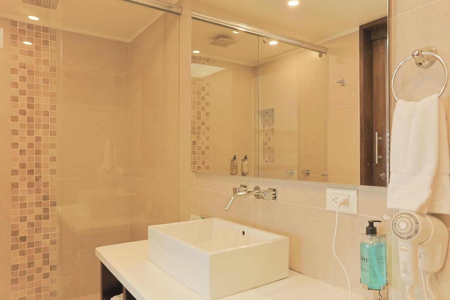 Hotel Hill House Usaquen Bogota Bagian luar foto