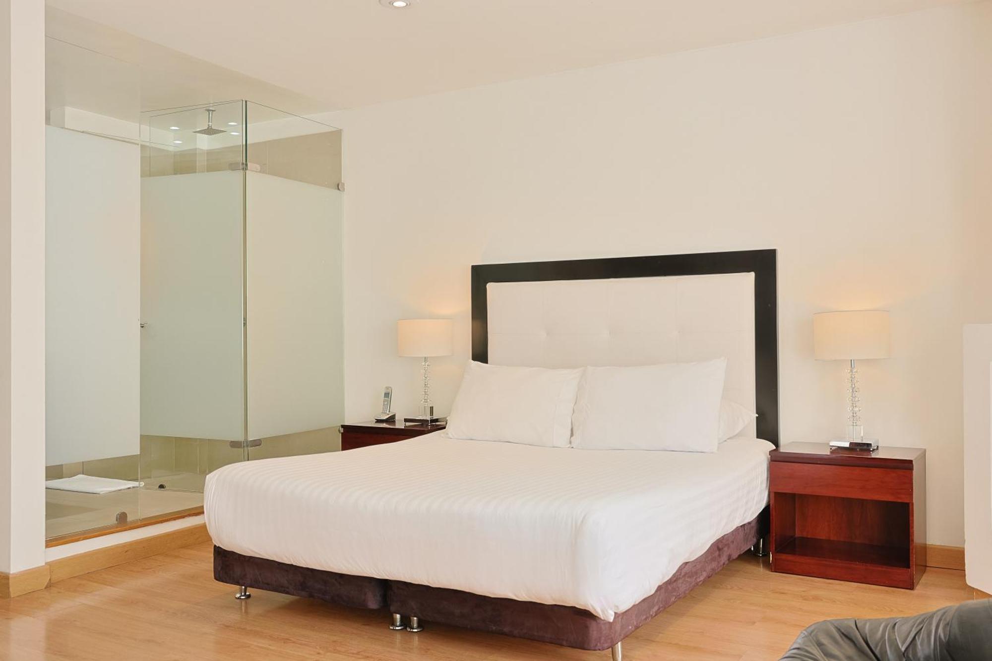 Hotel Hill House Usaquen Bogota Bagian luar foto