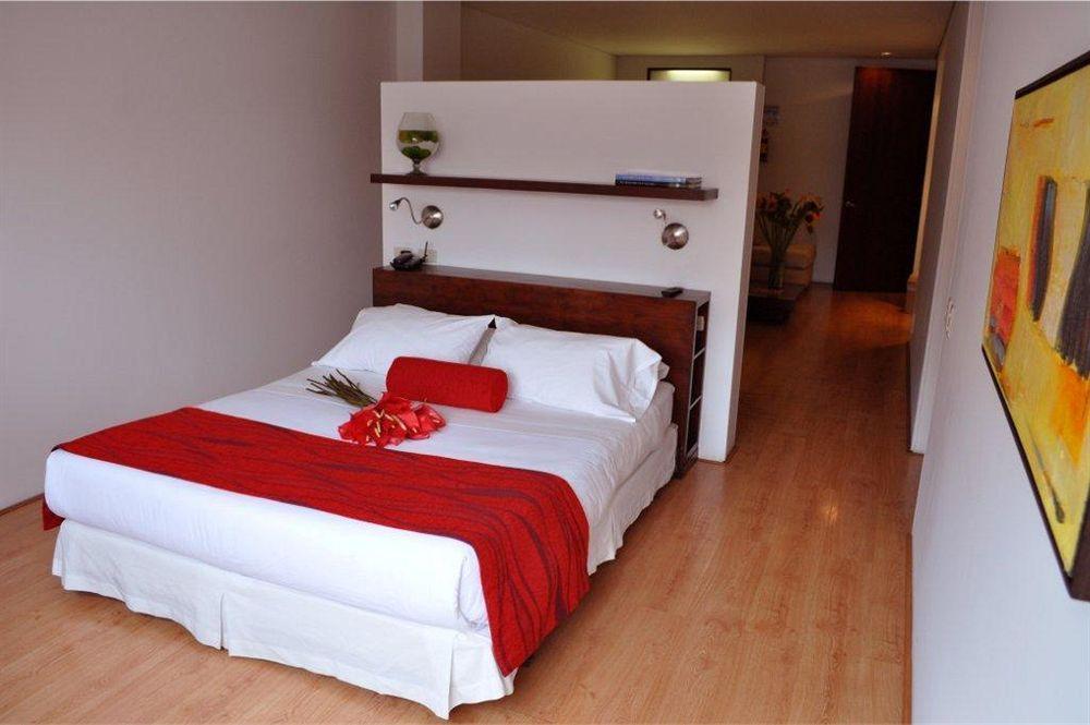 Hotel Hill House Usaquen Bogota Bagian luar foto