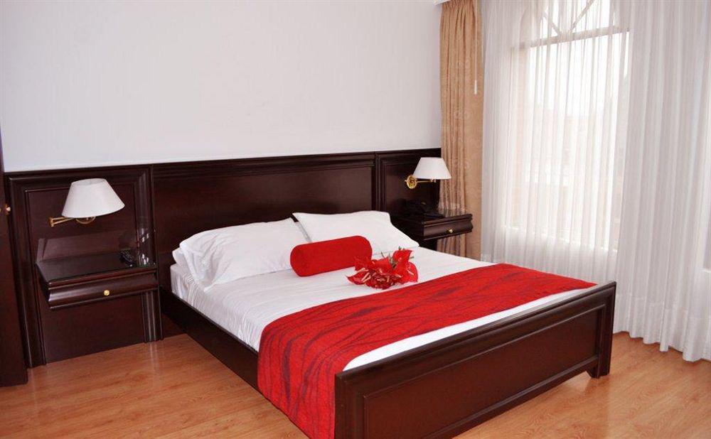 Hotel Hill House Usaquen Bogota Bagian luar foto
